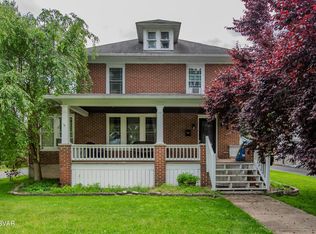 1 1st St, Mill Hall, PA 17751