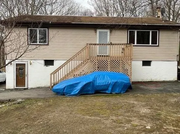 2221 Eagle Path, Bushkill, PA 18324