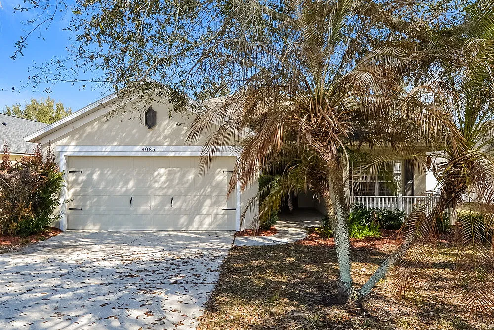 3 bed, 2.0 bath, 1816 sqft, $2,830 — Photo 1