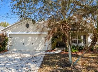 4085 Waltham Forest Dr, Tavares, FL 32778