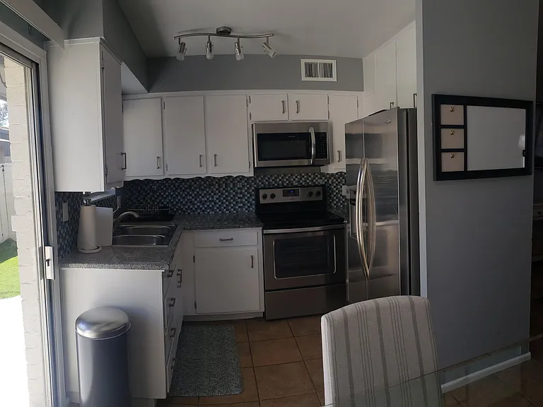 3026 N 40th St #5 — Photo 6