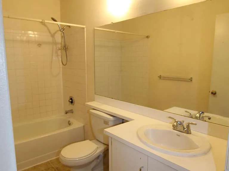 8 Joyner Ct — Photo 13