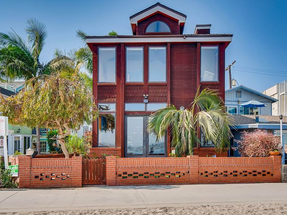1st image of 3834 Bayside Walk