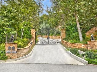 10505 Vestone Way, Los Angeles, CA 90077