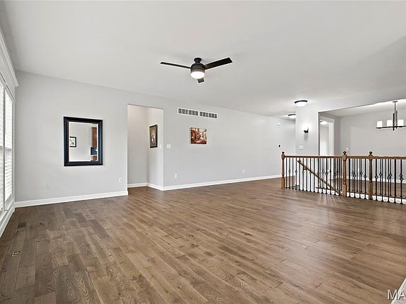 5th image of 409 Tuscany Trace Ct