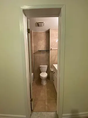 Rented by Urban Real Estate Property Group Inc | media 8