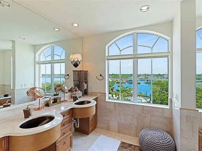 1308 Old Stickney Point Rd #WP3 — Photo 25