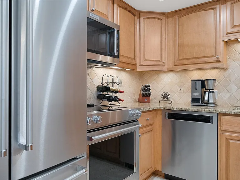 Updated KitchenAid appliances with self-cleaning double oven