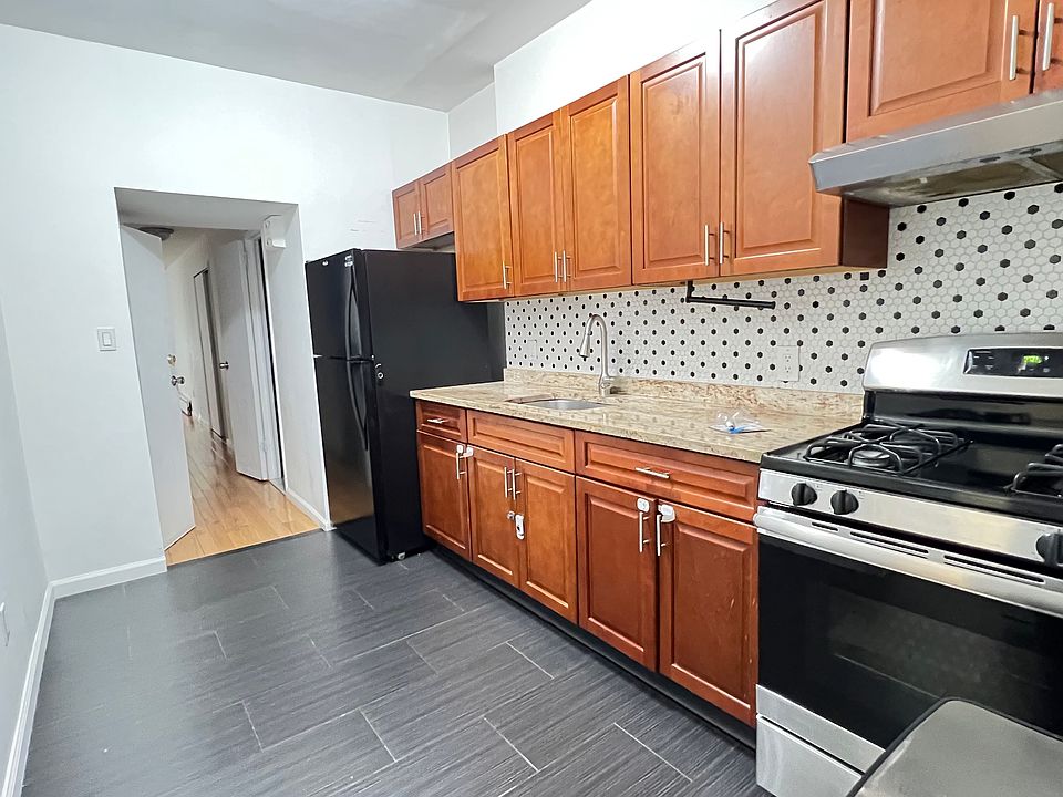 1st image of 9229 Gettysburg St #1