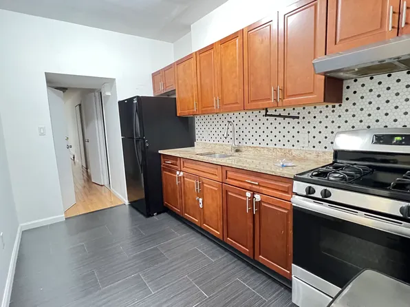 9229 Gettysburg St #1, Bellerose, NY 11426