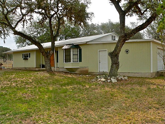 1st image of 375 Cox Gavlik Ln