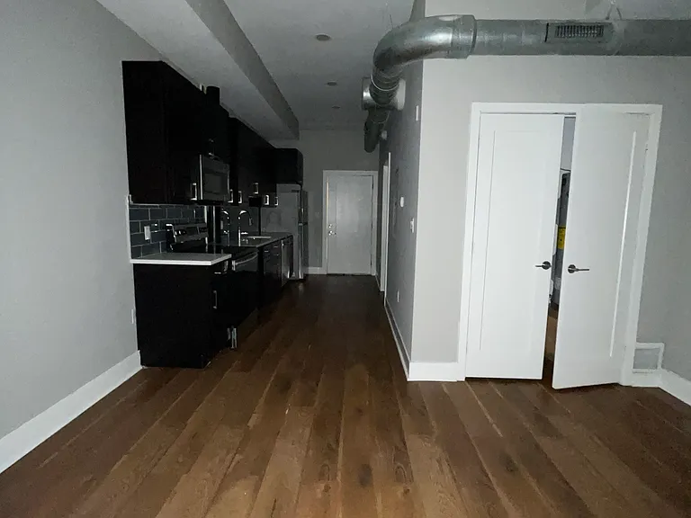 1525 W Girard Ave #BB4 — Photo 3