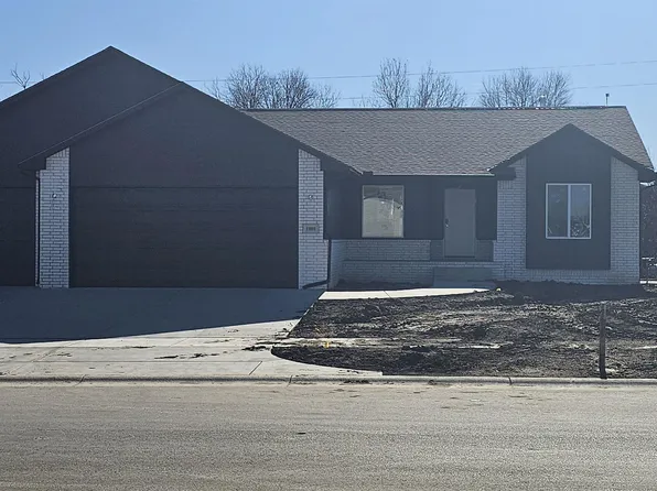 11811 E Mount Vernon Rd, Wichita, KS 67207