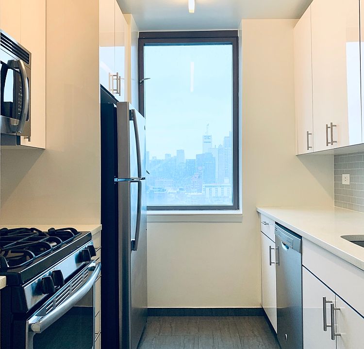 1st image of 520 W 43rd St APT 27D