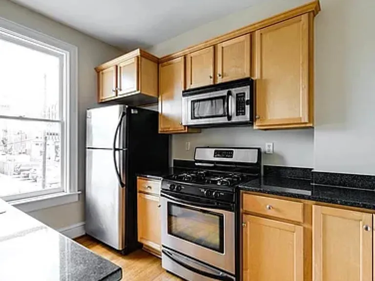 315 N 2nd St #315 — Photo 5