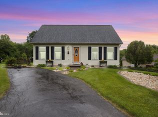 171 Windsor Ct, Hanover, PA 17331