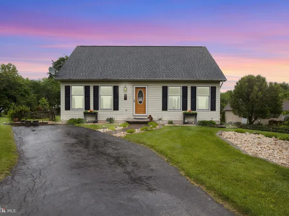 171 Windsor Ct, Hanover, PA 17331