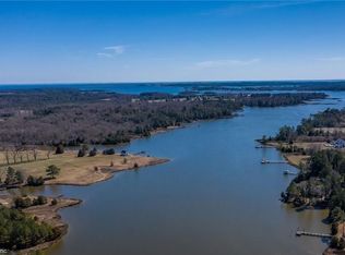 40-76 Featherbed Ln, Gloucester, VA 23061