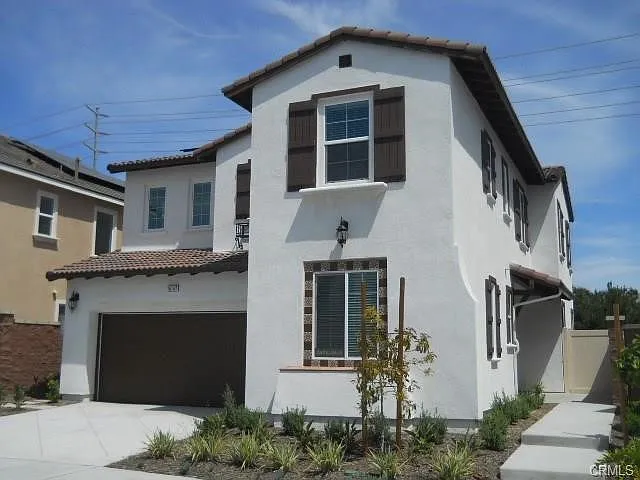 16147 Almond Ave