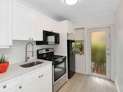 6831 Abbott Ave APT 3, Miami Beach, FL, 33141