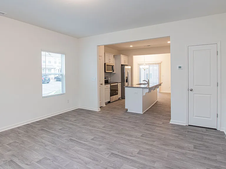 14147 Clayborn St — Photo 3