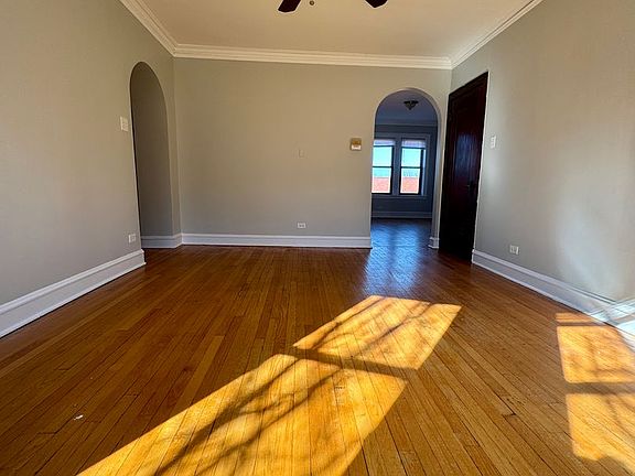 2nd image of 4310-16 N Keystone Ave #3C