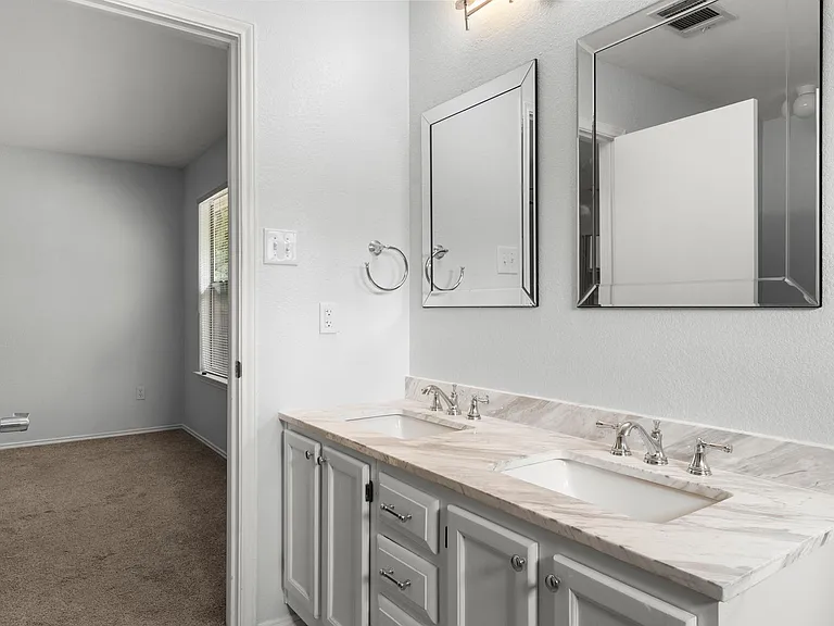 10410 Cayuse Cv — Photo 19