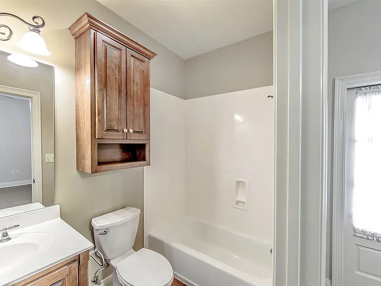 1403 Saint Charles St #203 — Photo 7