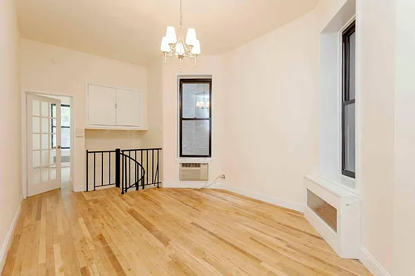 Rented by Town Residential | media 18