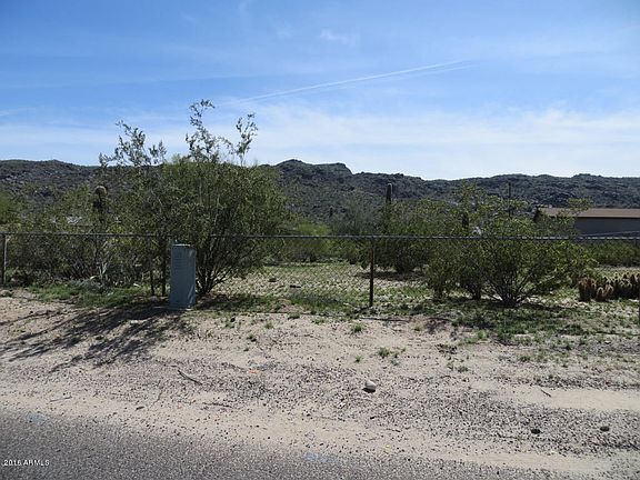 5th image of 2435 E South Mountain Ave