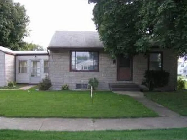 104 N Gladstone Ave, South Bend, IN 46619
