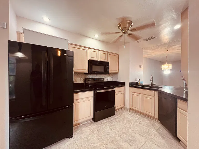 4931R Walden Cir #55 — Photo 6