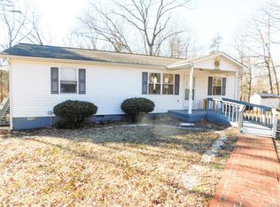 183 Tinsley Dr, Radiant, VA 22732