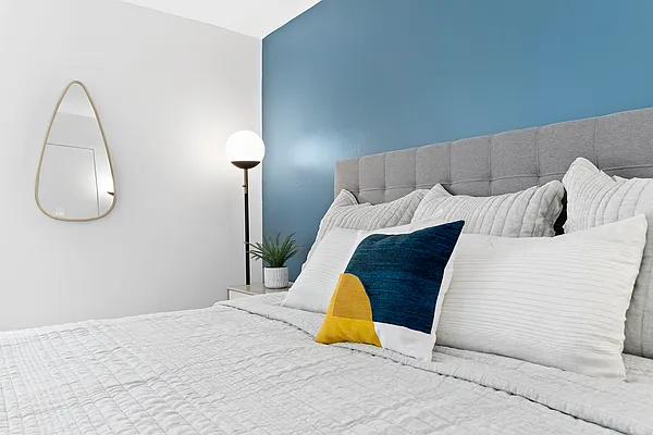 Rented by Corcoran | media 11