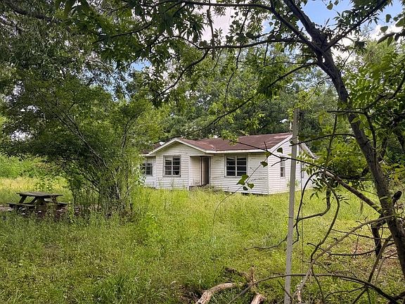 2nd image of 174 Bailey Rd