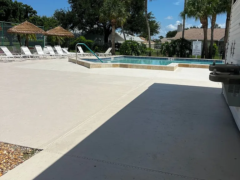 3018 Sail Pointe Cir #4-B — Photo 45