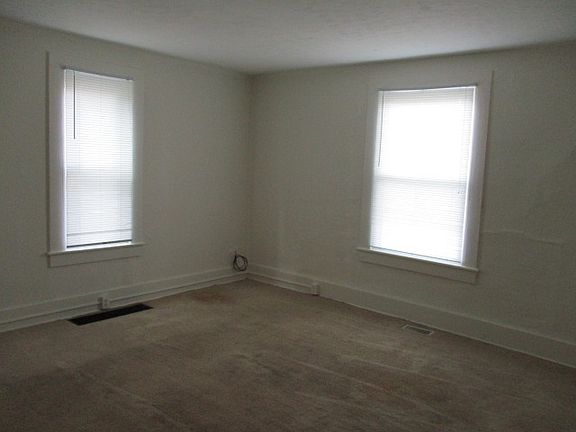 5th image of 547 N West St