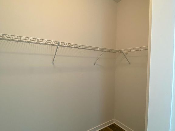 4th image of 33 W Huron St #4302