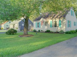 116 Gordon Rd, North Syracuse, NY 13212