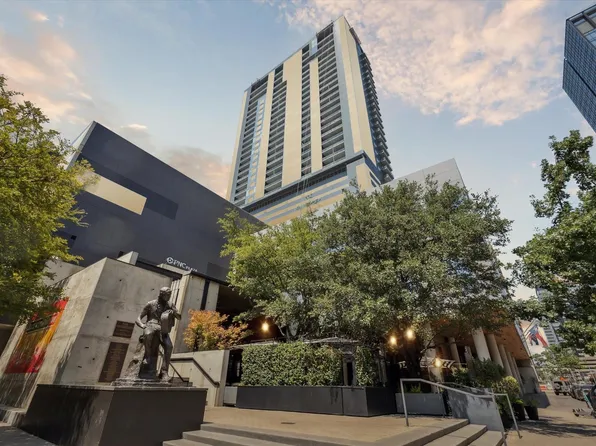 210 Lavaca St APT 1802, Austin, TX 78701