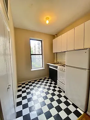 Rented by Corcoran | media 2