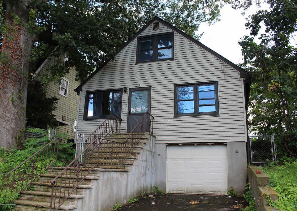 1st image of 49 Kingsland St