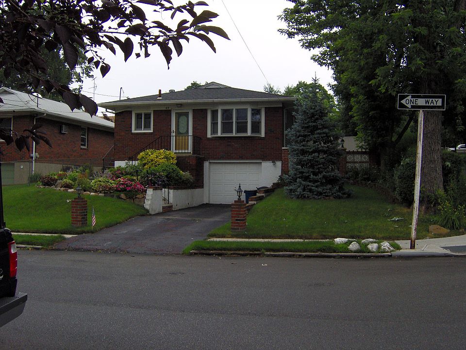 2nd image of 69 Perry Ave