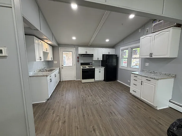 3326 Daisy Ln #1 — Photo 4