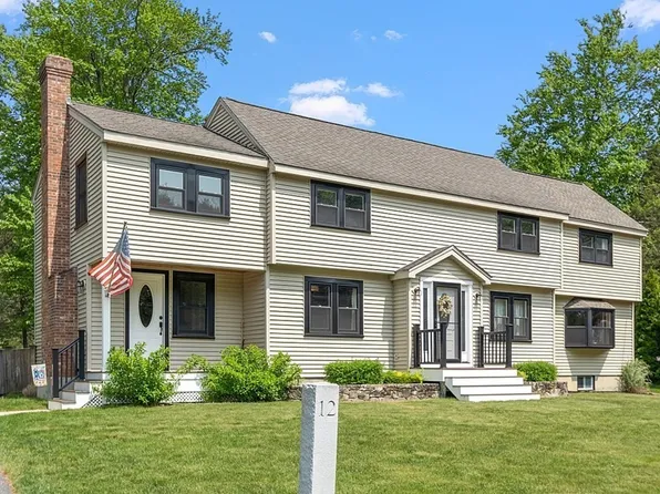 12 Elizabeth St, Littleton, MA 01460