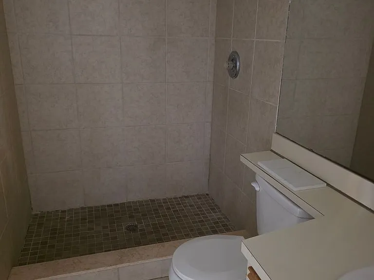 6031 Scotchwood Gln #204 — Photo 6
