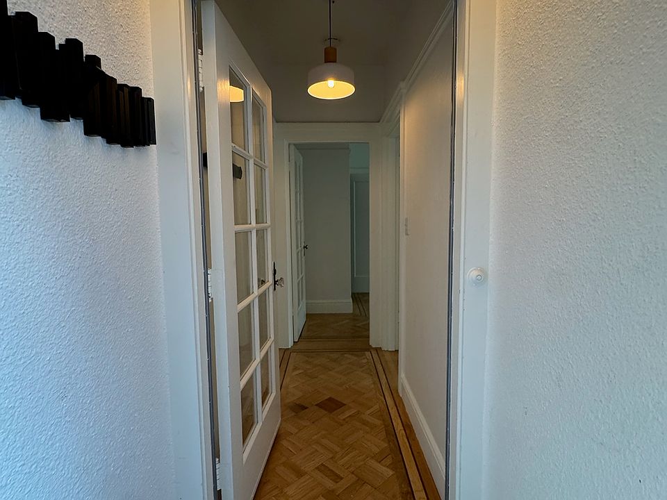 Entry way