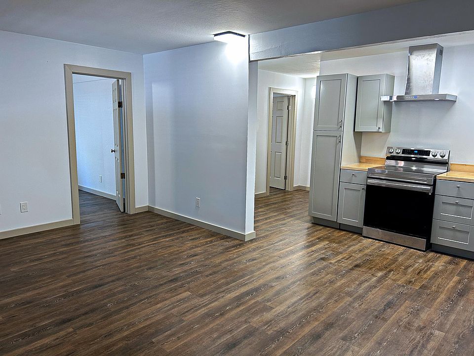 1st image of 8546 Golden Ave #2