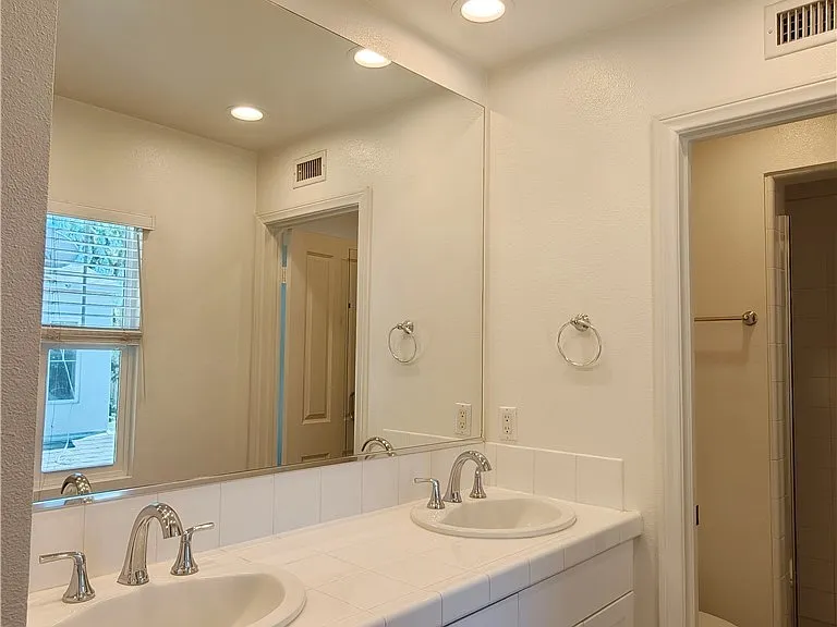 15765 Lindbergh Ave — Photo 15