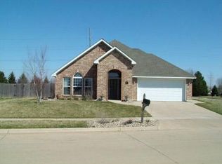 3466 N Jamie Ln, Iowa City, IA 52240